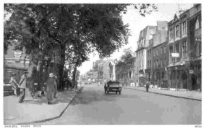 Postcard of King's Road. Courtesy of http://www.exciting.org.uk/postcards/chelsea/n-s/chelsea3.html